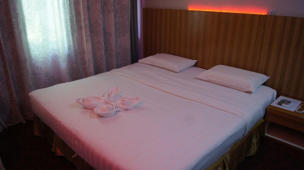 Hotel Hsiang Garden سانداكان المظهر الخارجي الصورة